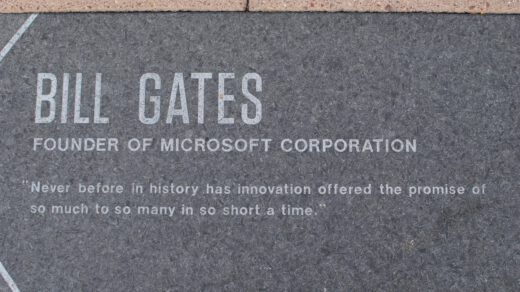 Tablica Billa Gatesa